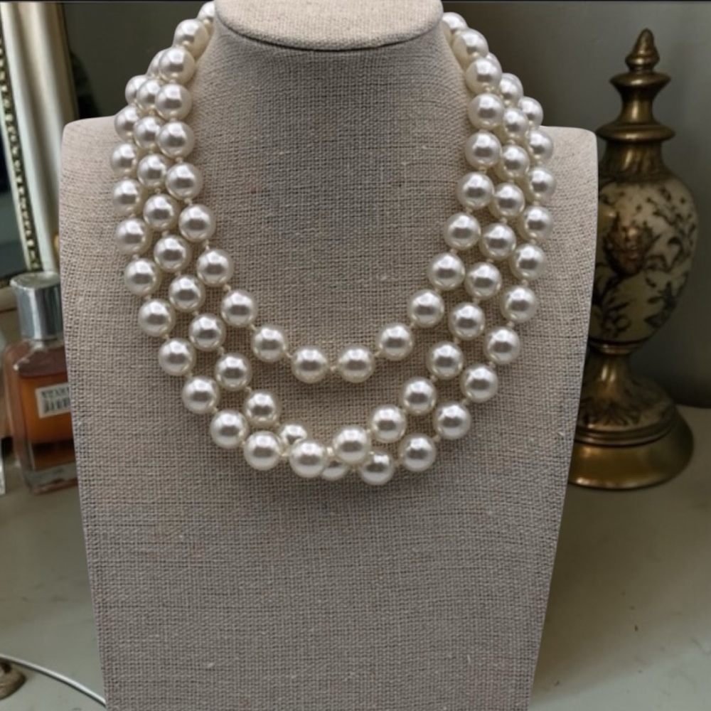 Vintage 80s Ivory Faux Pearl Single Strand
Long Necklace